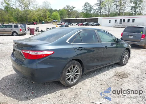2015 Toyota Camry Le z USA, uszkodzony, nr VIN 4T1BF1FK2FU476205